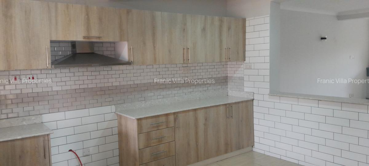 Serviced 2 Bed Apartment with En Suite at Runda - 10