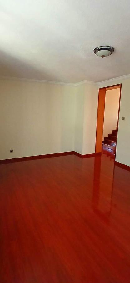 5 Bed Townhouse with En Suite at Nyeri Road - 5