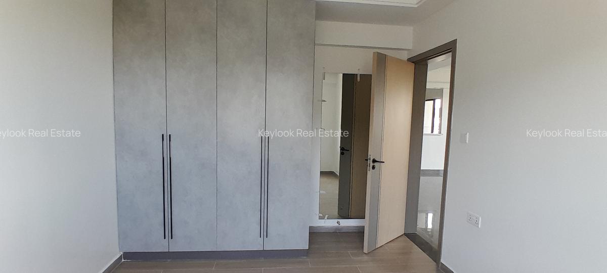 2 Bed Apartment with En Suite at Riverside - 7