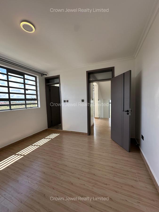 4 Bed Townhouse with En Suite in Juja - 2