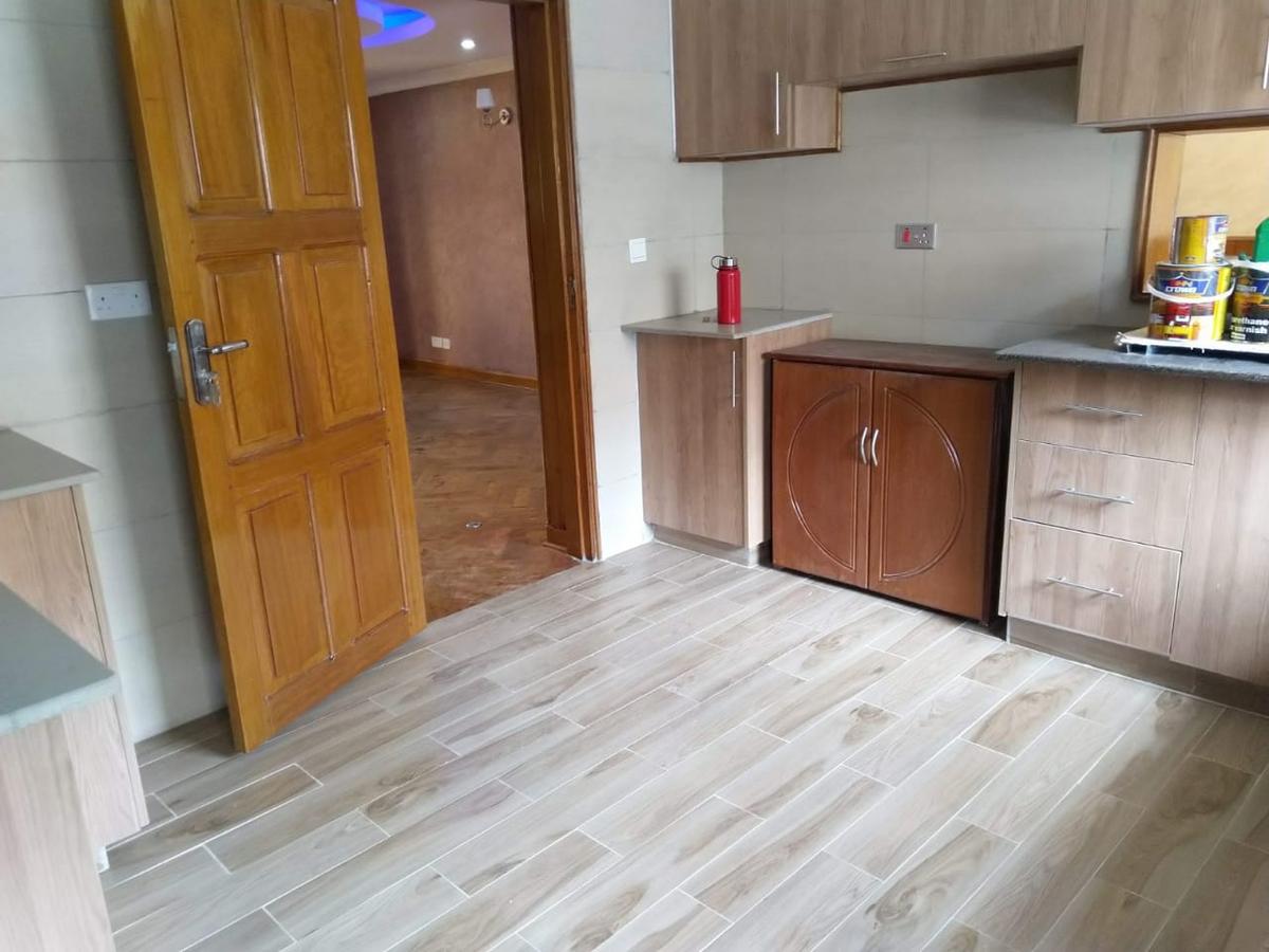 3 Bed Apartment with En Suite in Imara Daima - 6