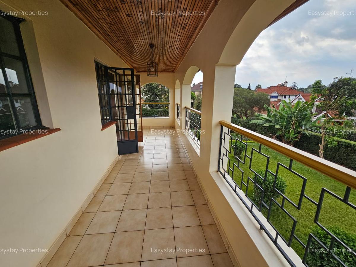 5 Bed House with En Suite in Runda - 7