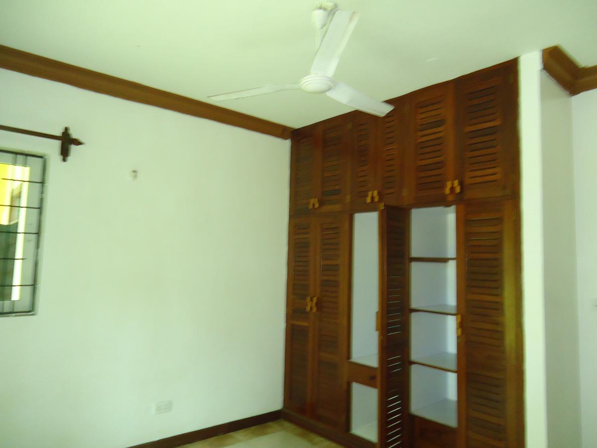 3 Bed Apartment with En Suite at Kilima Road - 6