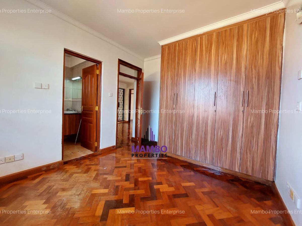 4 Bed Villa with En Suite at Kirawa Rd - 18