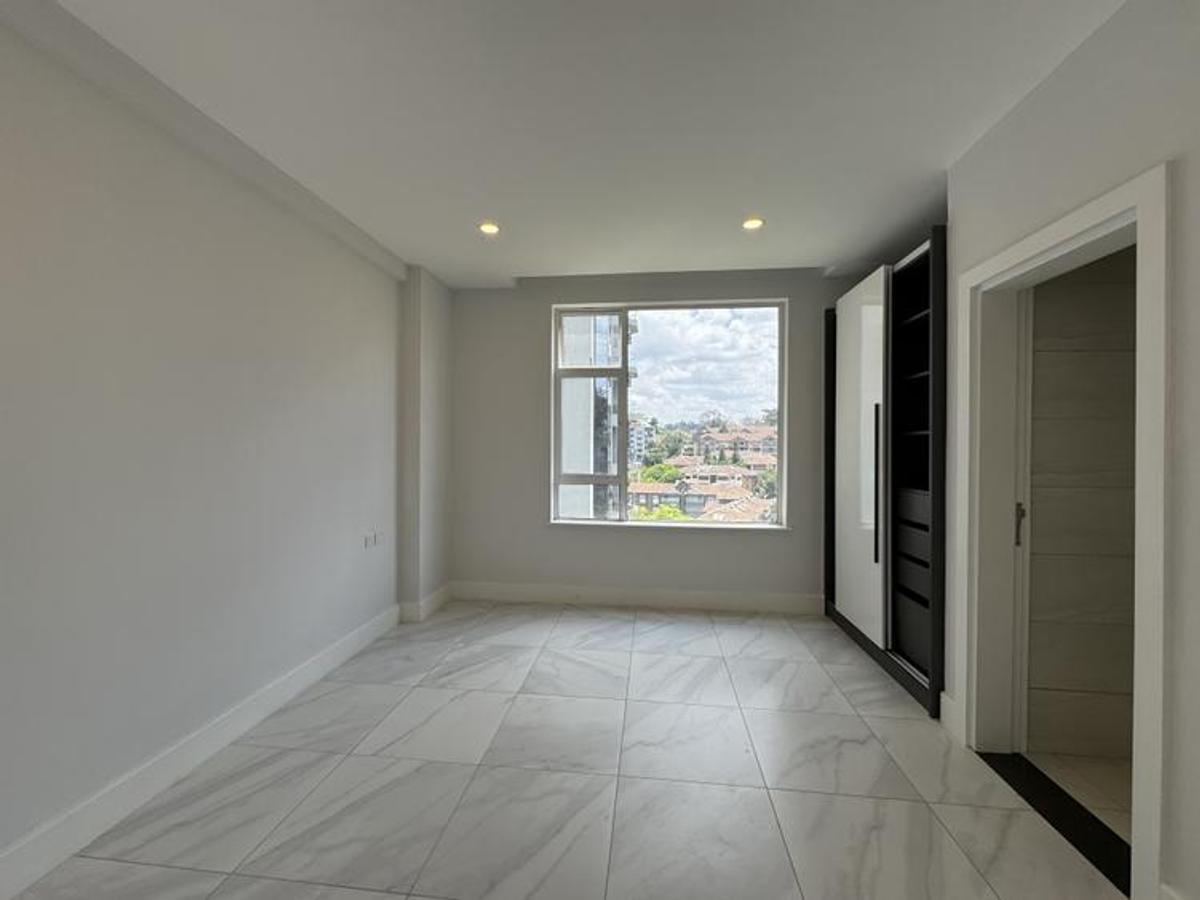 2 Bed Apartment with En Suite at Rhapta Rd - 9