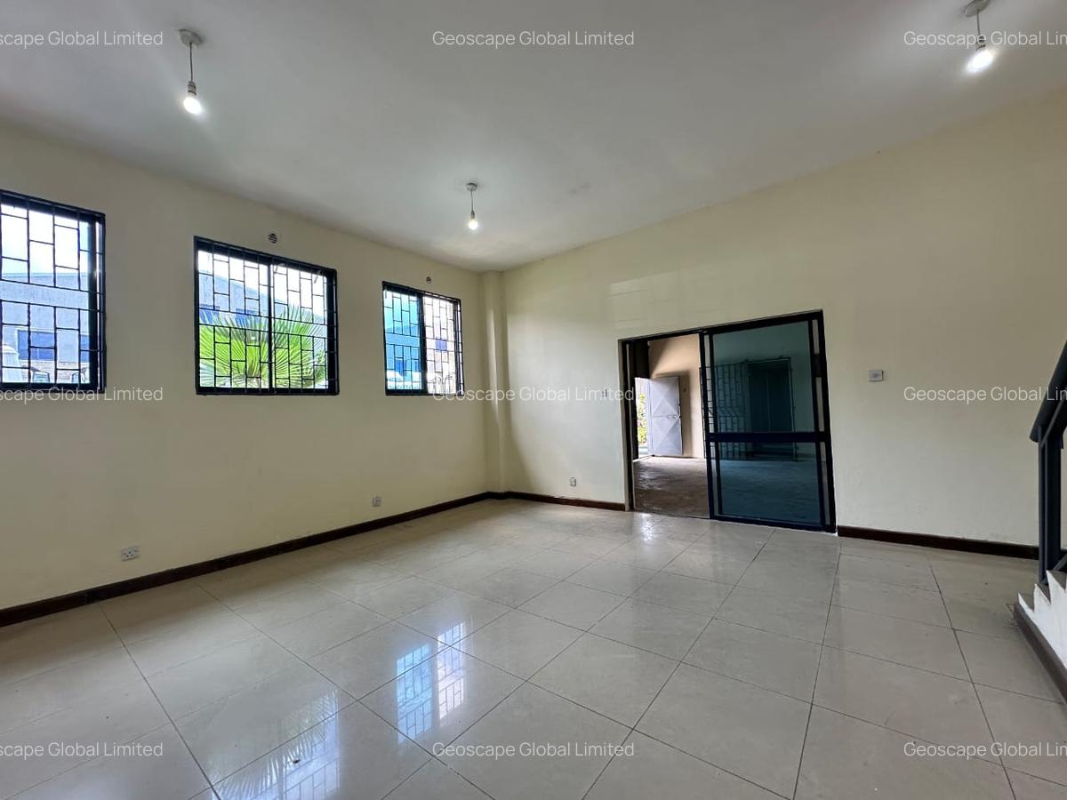 9,050 ft² Warehouse with Parking in Mombasa Road - 2