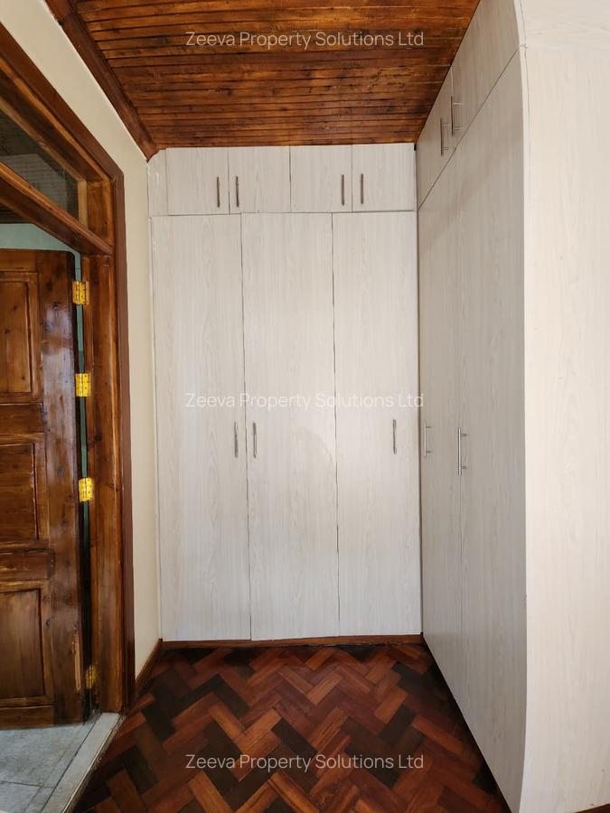 4 Bed House with En Suite in Spring Valley - 10