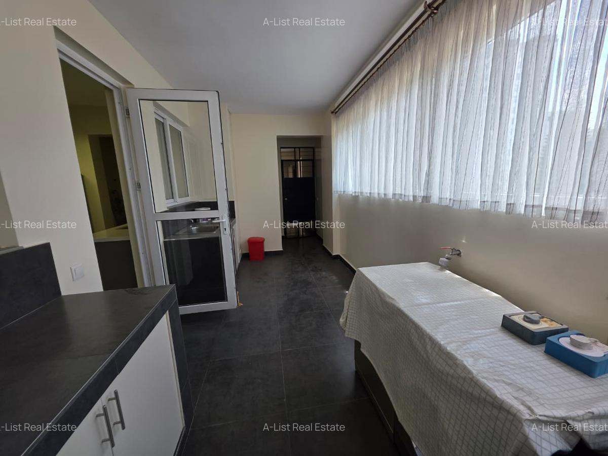 3 Bed Apartment with En Suite at Githuri Road - 13