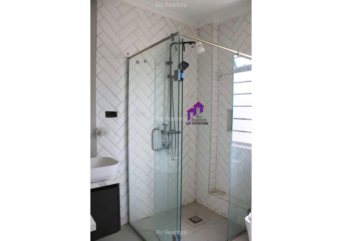 3 Bed Townhouse with En Suite at Rimpa / Muthaura Road - 15