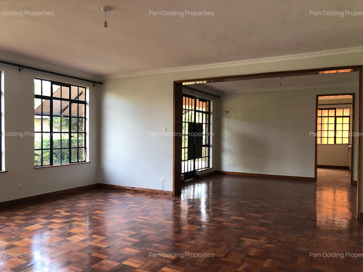 4 Bed House with En Suite in Runda - 5