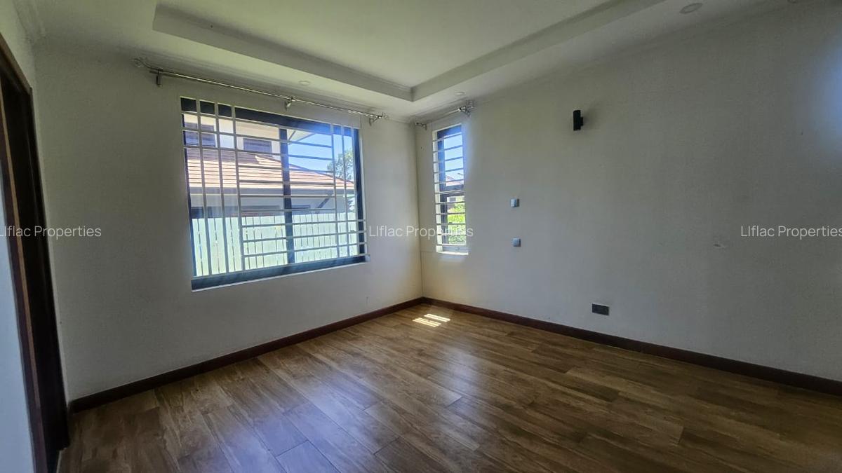 4 Bed Townhouse with En Suite in Kiambu Road - 15