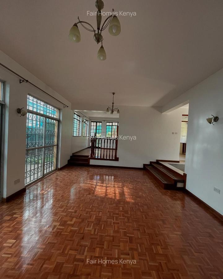 4 Bed Townhouse with En Suite at Lavington Mall - 5