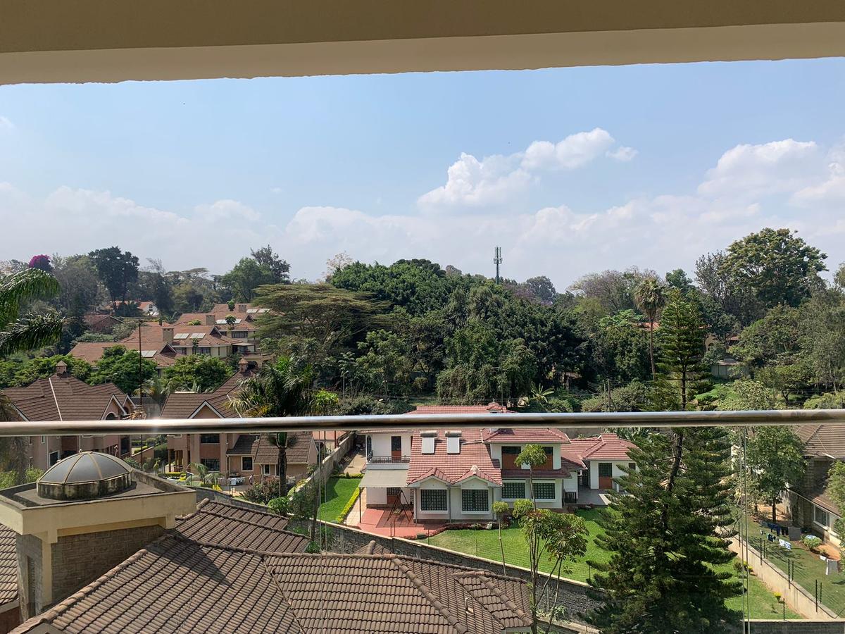 3 Bed Apartment with En Suite in Lavington - 5