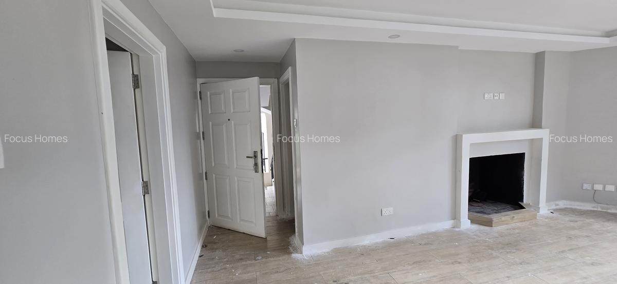 3 Bed Apartment with En Suite in Lavington - 5