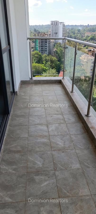 2 Bed Apartment with En Suite at Riverside Drive - 18
