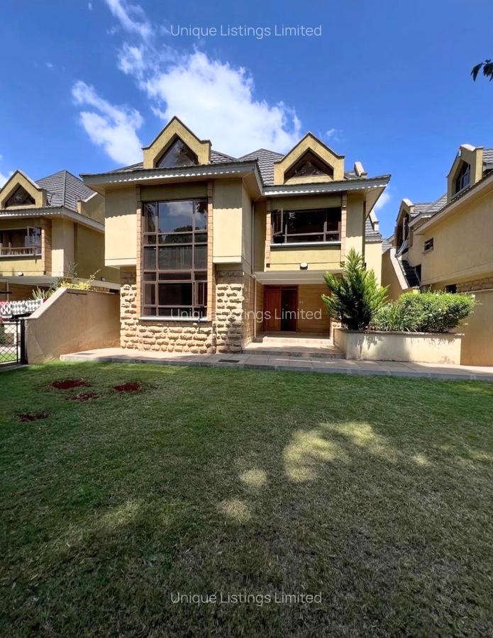 5 Bed Townhouse with En Suite in Lavington - 2