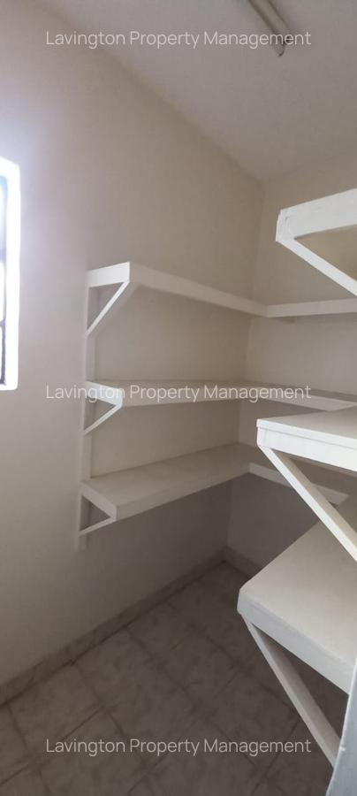 4 Bed Townhouse with En Suite at Lavington Green - 5