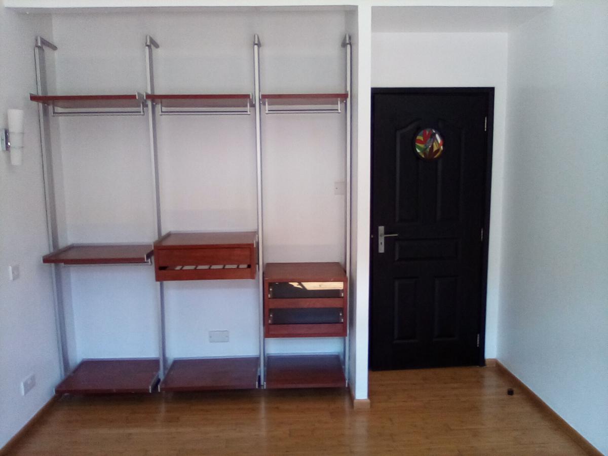 5 Bed Townhouse with En Suite at Off Waiyaki Way - 8