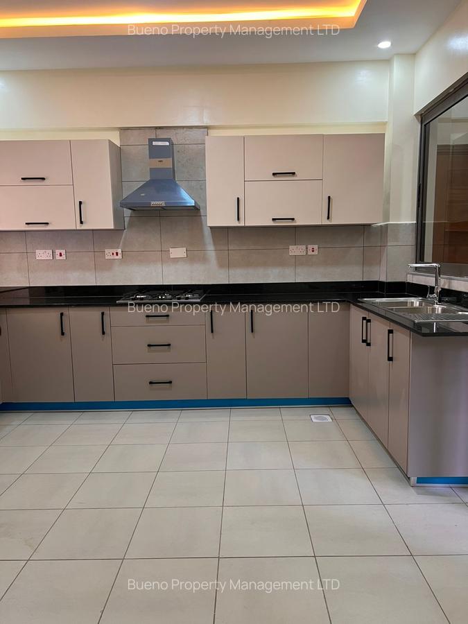 3 Bed Apartment with Borehole in Kilimani - 3