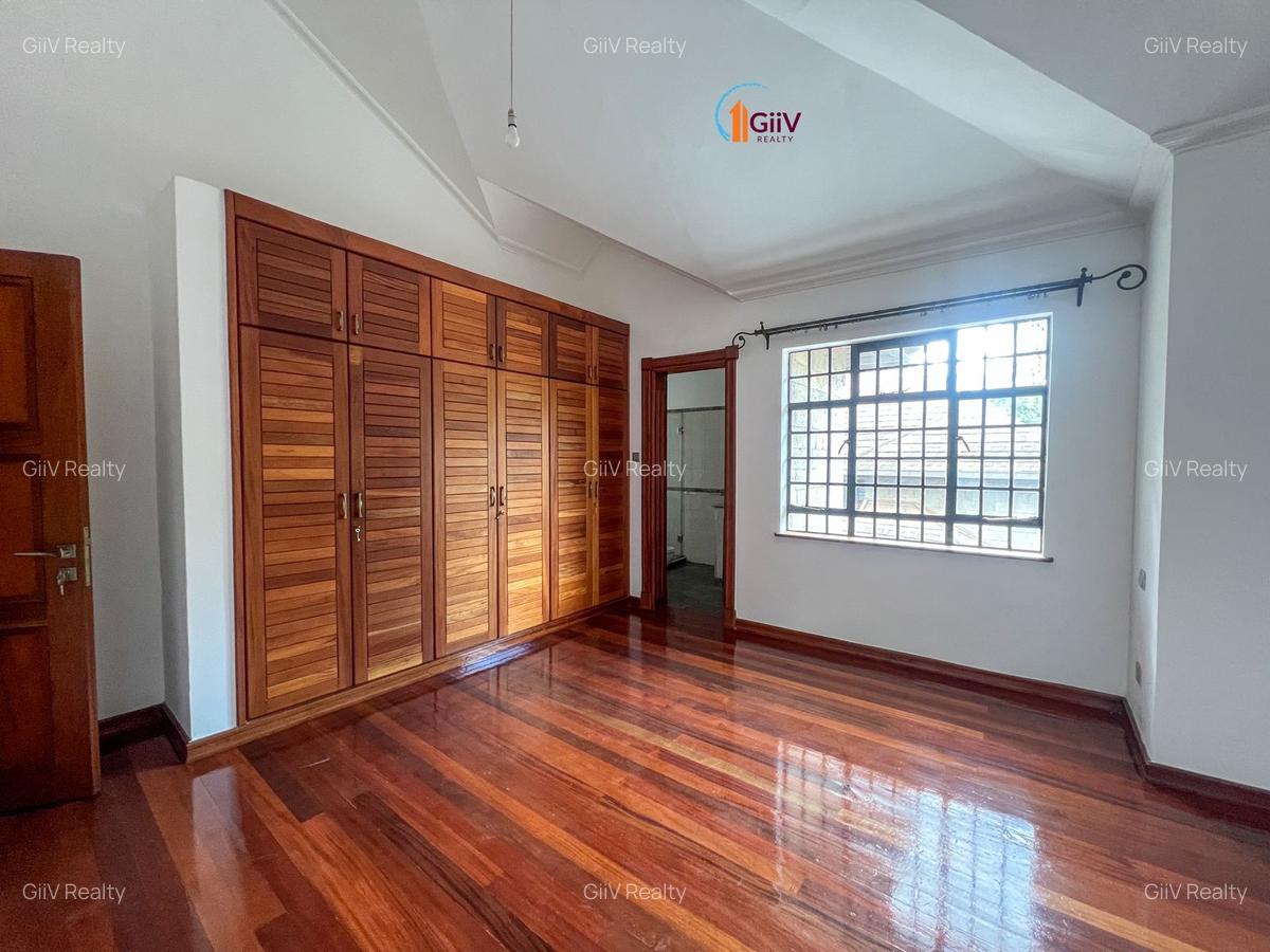 4 Bed Townhouse with Staff Quarters in Spring Valley - 7