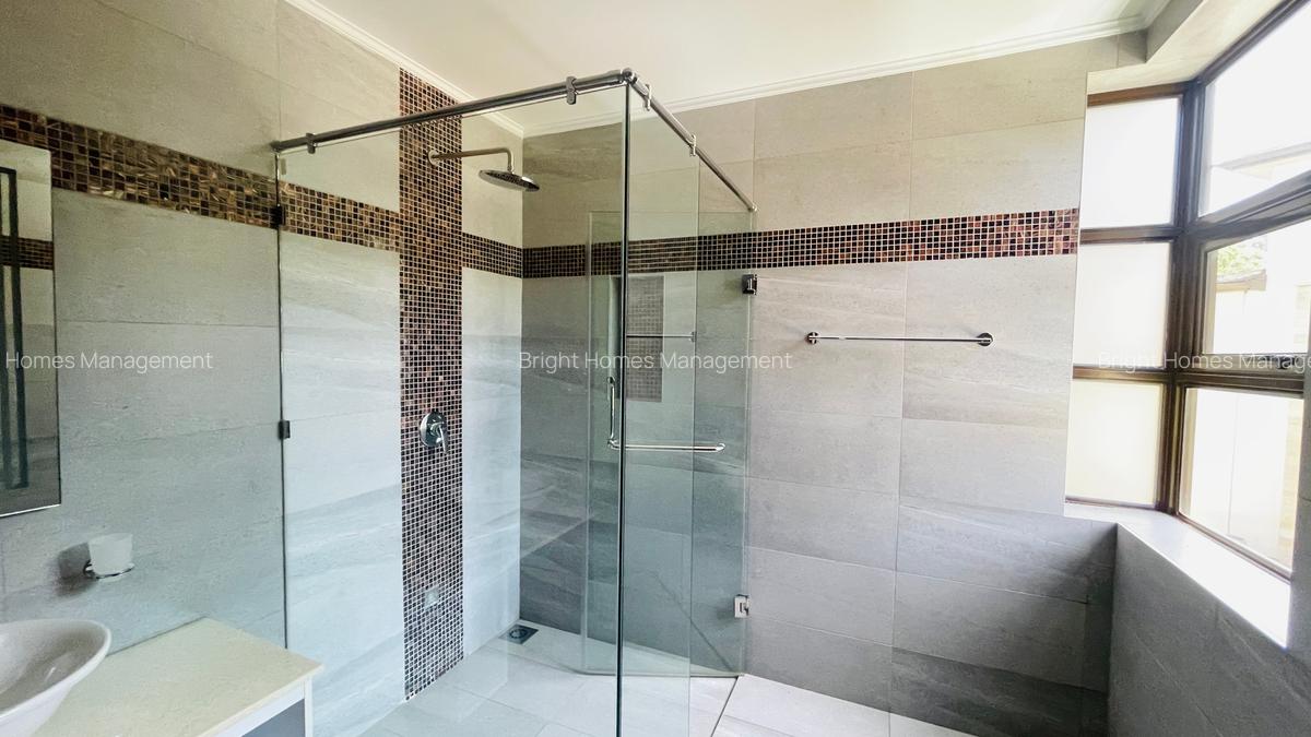 5 Bed Townhouse in Lavington - 10