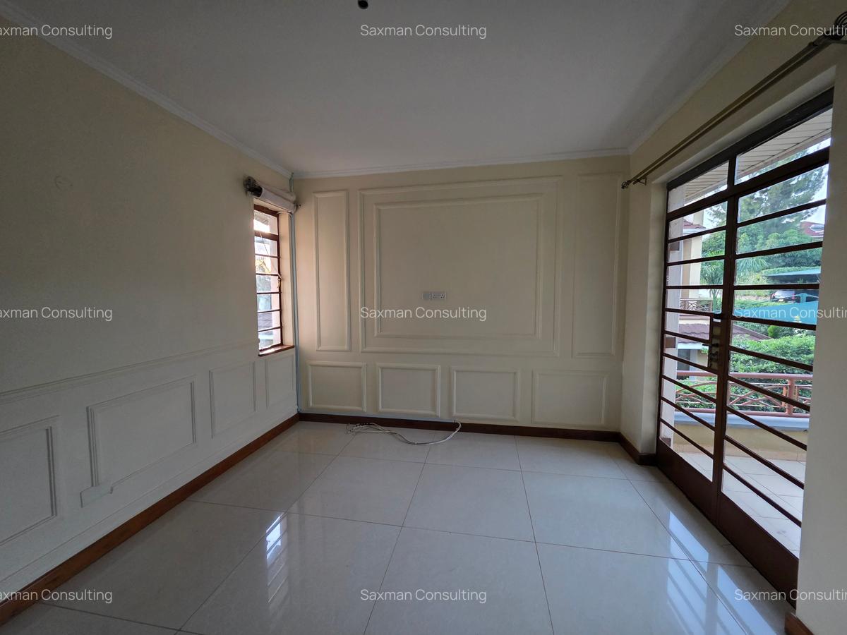 4 Bed Villa with En Suite in Runda - 9