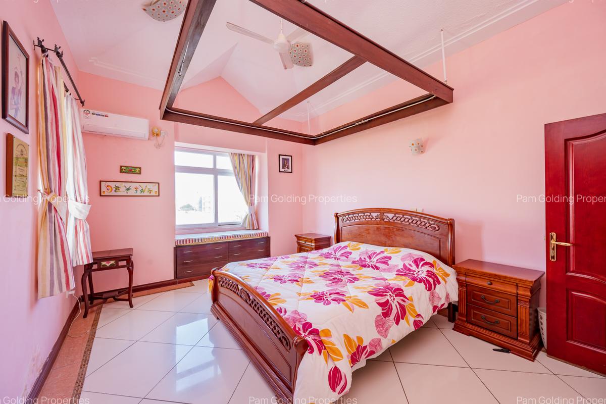 Furnished 3 Bed Apartment with En Suite at Cement Road - 20