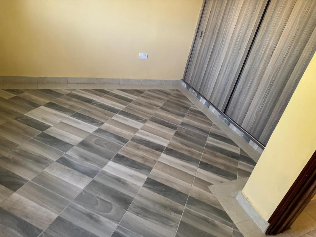 2 Bed Apartment with Parking at Elgon Road - 11