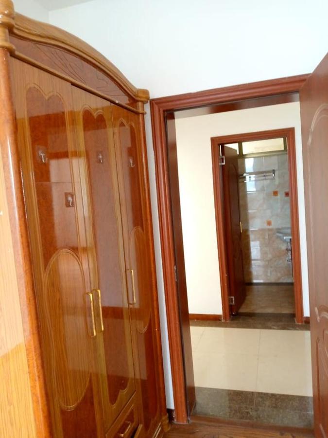 Serviced 3 Bed Apartment with Swimming Pool in Kilimani - 8