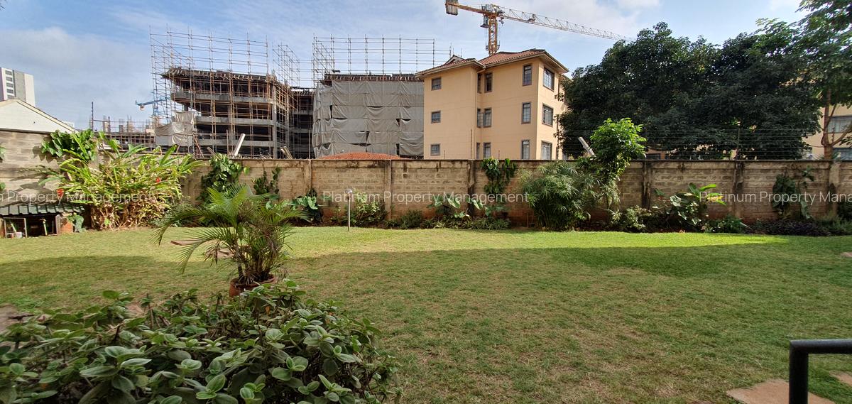 3 Bed Apartment with En Suite in General Mathenge - 18