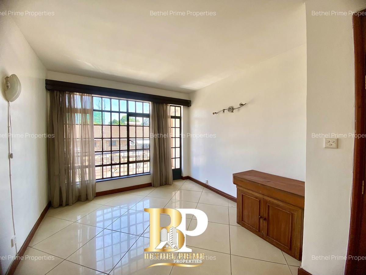 3 Bed Apartment with En Suite in General Mathenge - 6