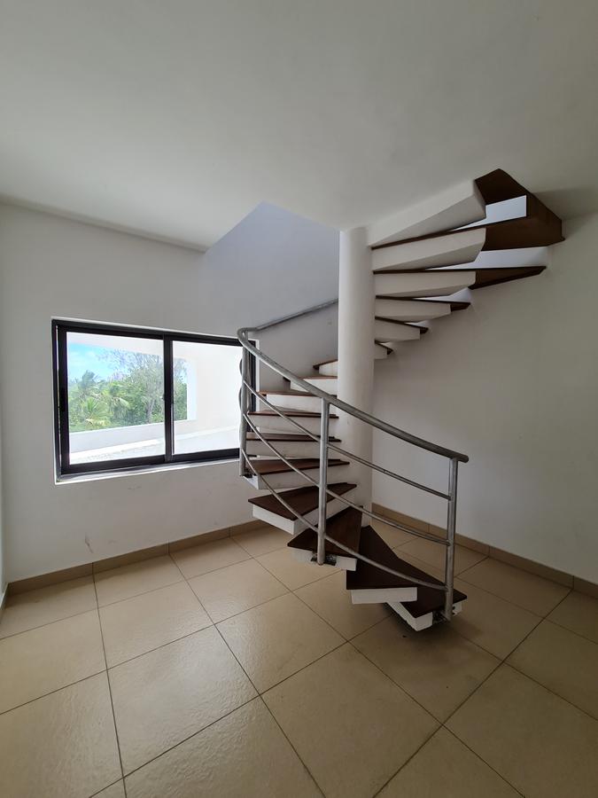 3 Bed Apartment with En Suite in Nyali Area - 9