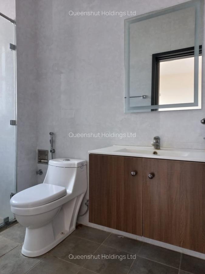 4 Bed Apartment with En Suite in Westlands Area - 12