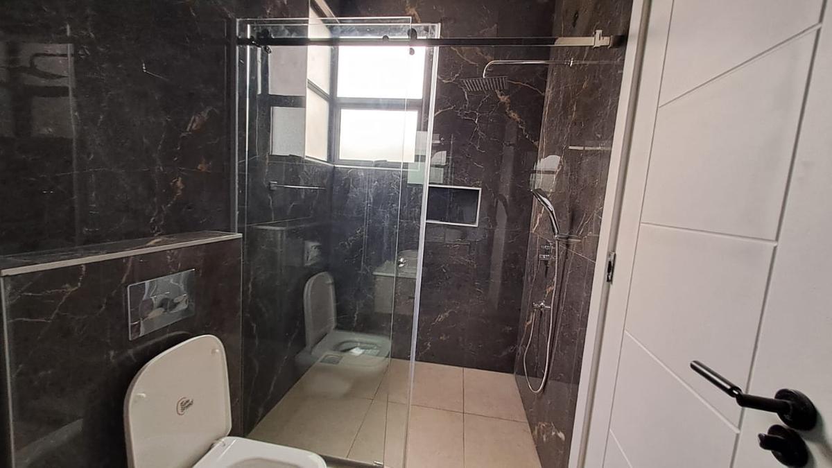 4 Bed Townhouse with En Suite in Lavington - 8