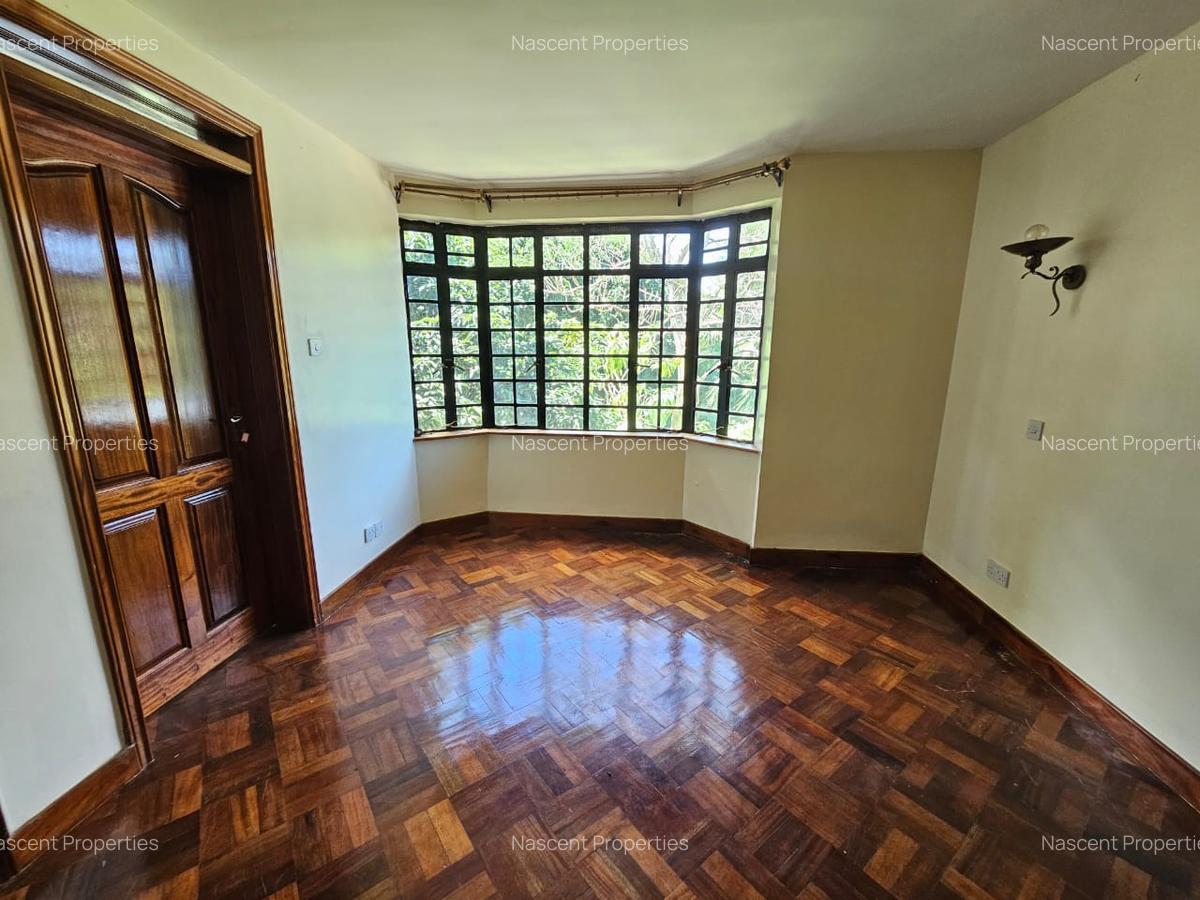 4 Bed House with En Suite in Runda - 13