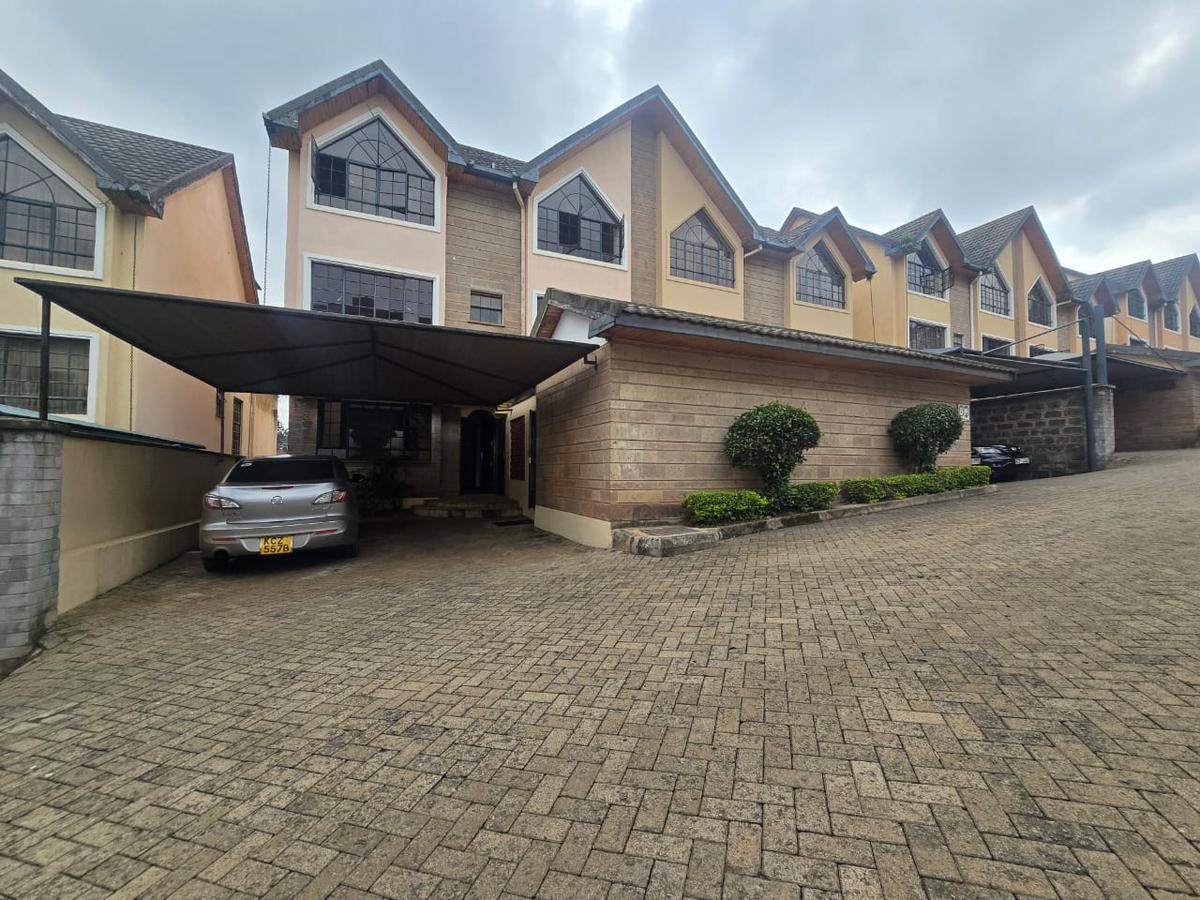 5 Bed Townhouse with En Suite in Lavington - 7