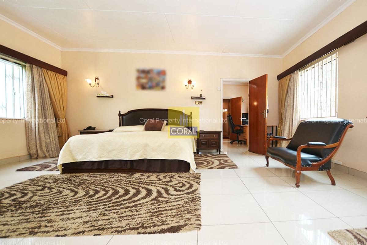 4 Bed House in Muthaiga - 10