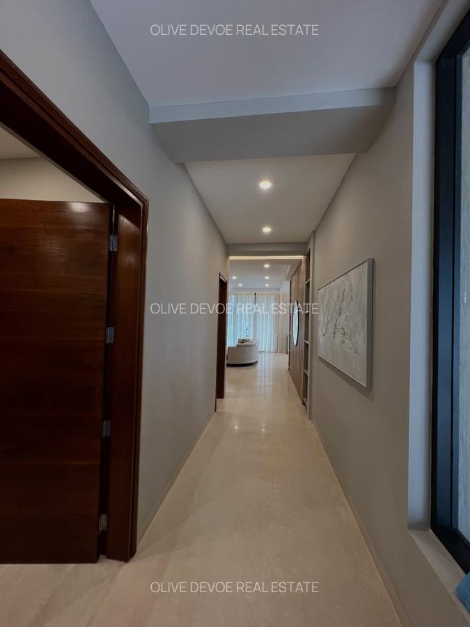 5 Bed Villa with En Suite in Westlands Area - 13