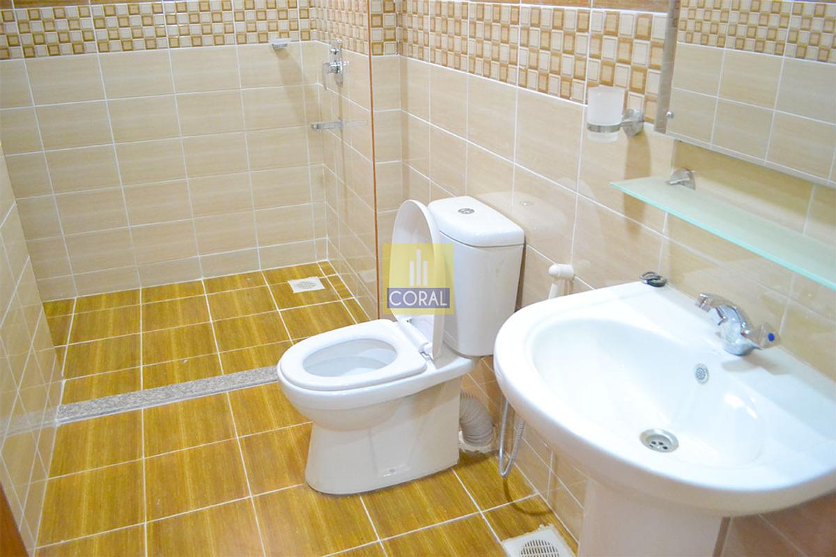 3 Bed Apartment with En Suite at Nairobi - 14