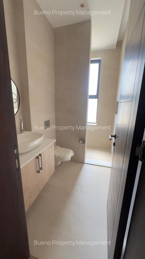 5 Bed Townhouse with En Suite in Lavington - 15