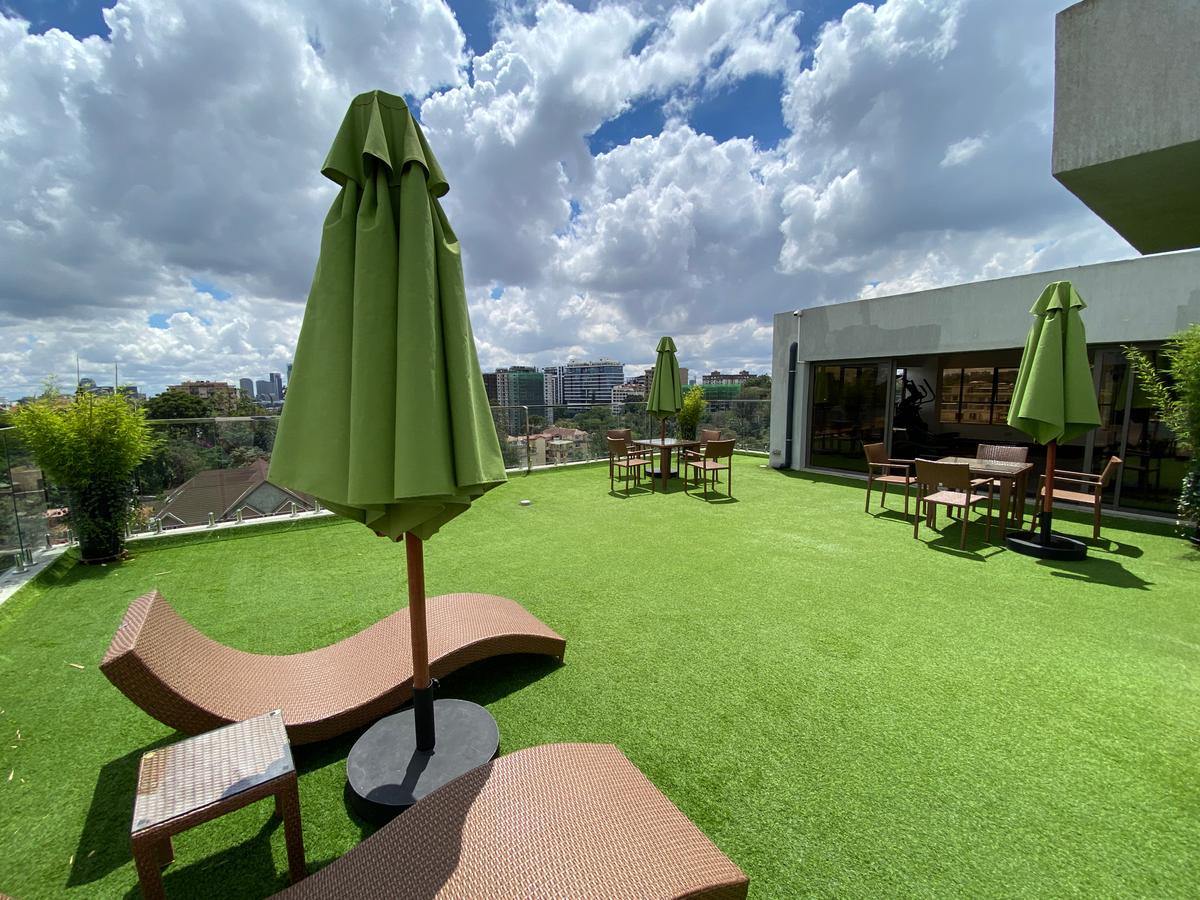 Serviced 3 Bed Apartment with En Suite in Westlands Area - 15