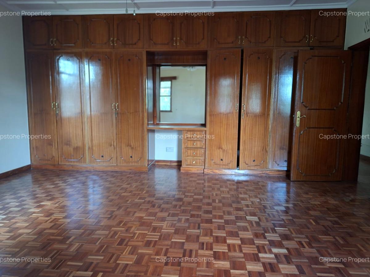 4 Bed House with En Suite in Gigiri - 5