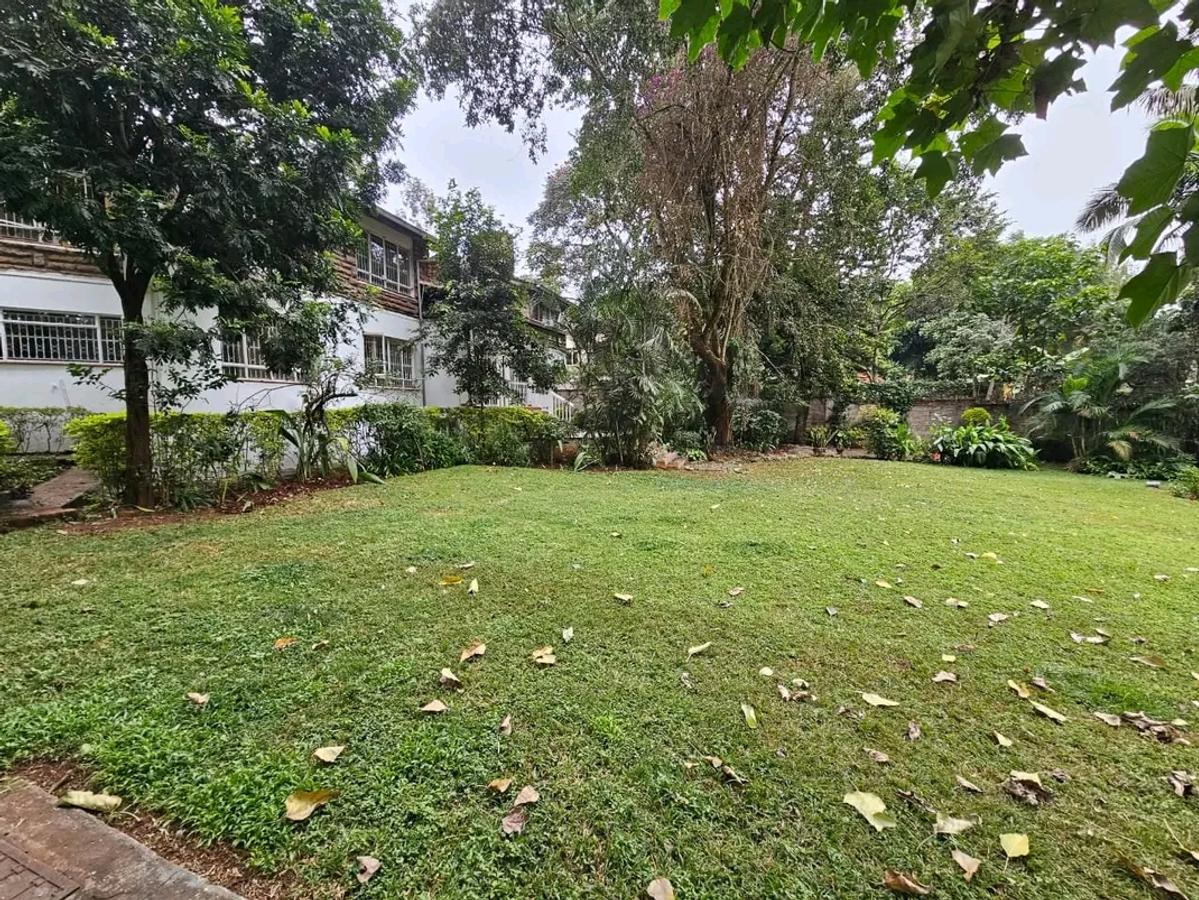4 Bed House with En Suite in Gigiri - 1