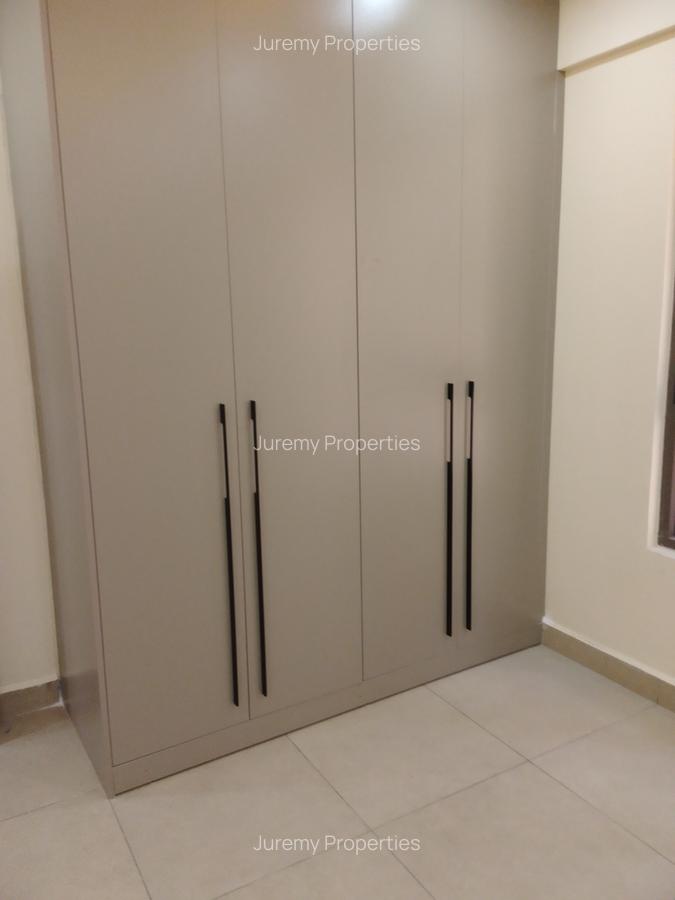 Serviced 2 Bed Apartment with En Suite in Kilimani - 7