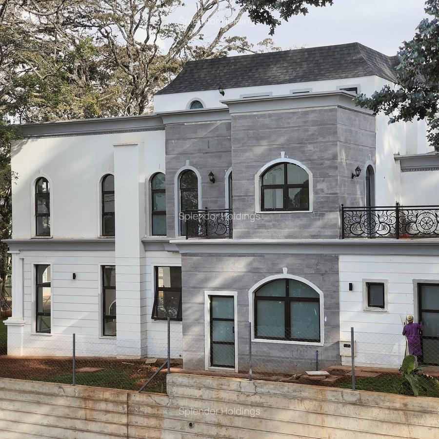 5 Bed Villa with En Suite in Loresho - 20