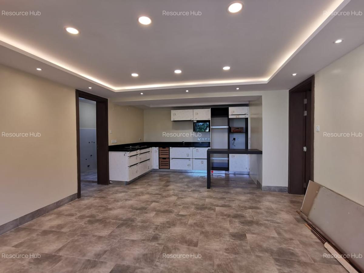 1 Bed Townhouse with Garden at Off Brook House Drive - 8