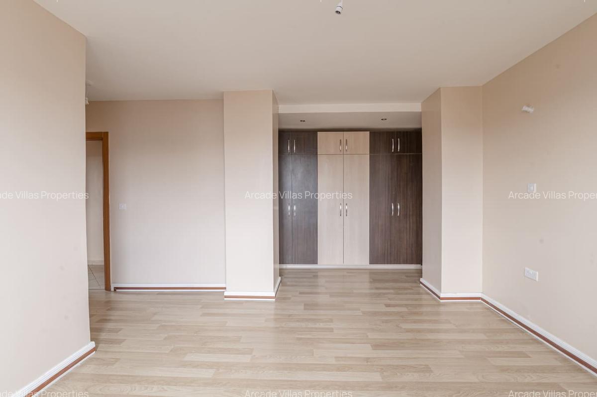 3 Bed Apartment with En Suite in Kileleshwa - 10
