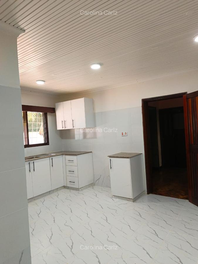 6 Bed House with En Suite at Gigiri Close To The Un - 6