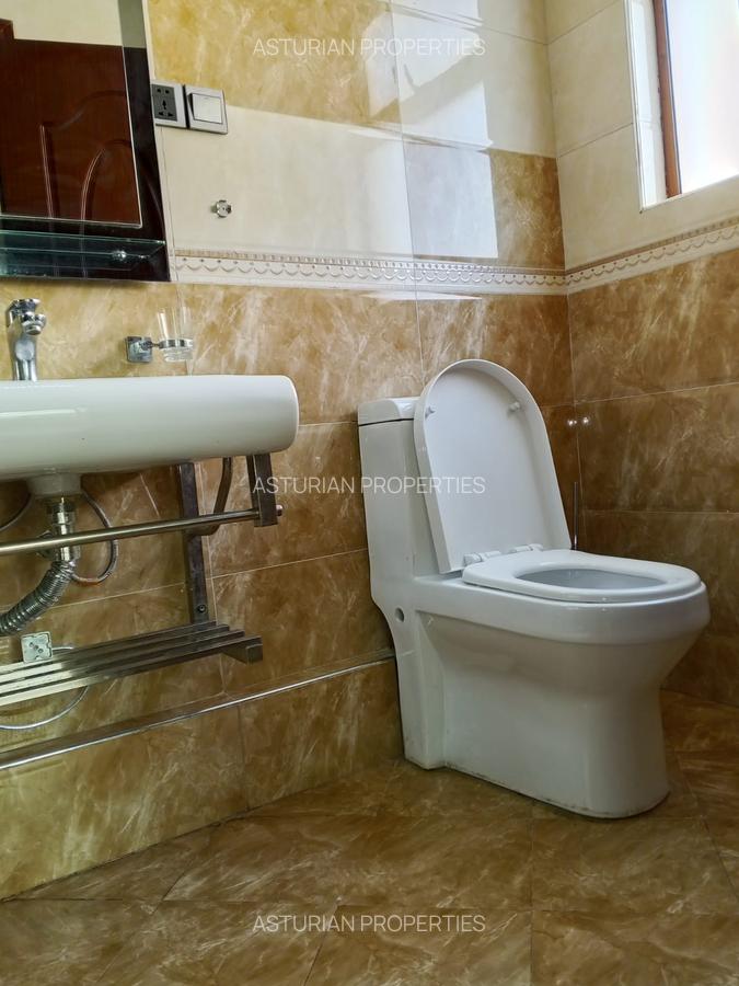 5 Bed Townhouse with En Suite in Lavington - 8