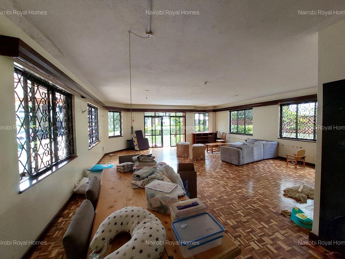 6 Bed Townhouse with En Suite at Kilimani Algeyo Road - 6
